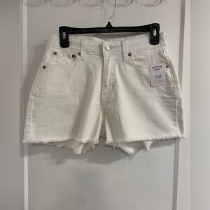 Levi's Women's Off White High Rise Jean Shorts, size 8-W29